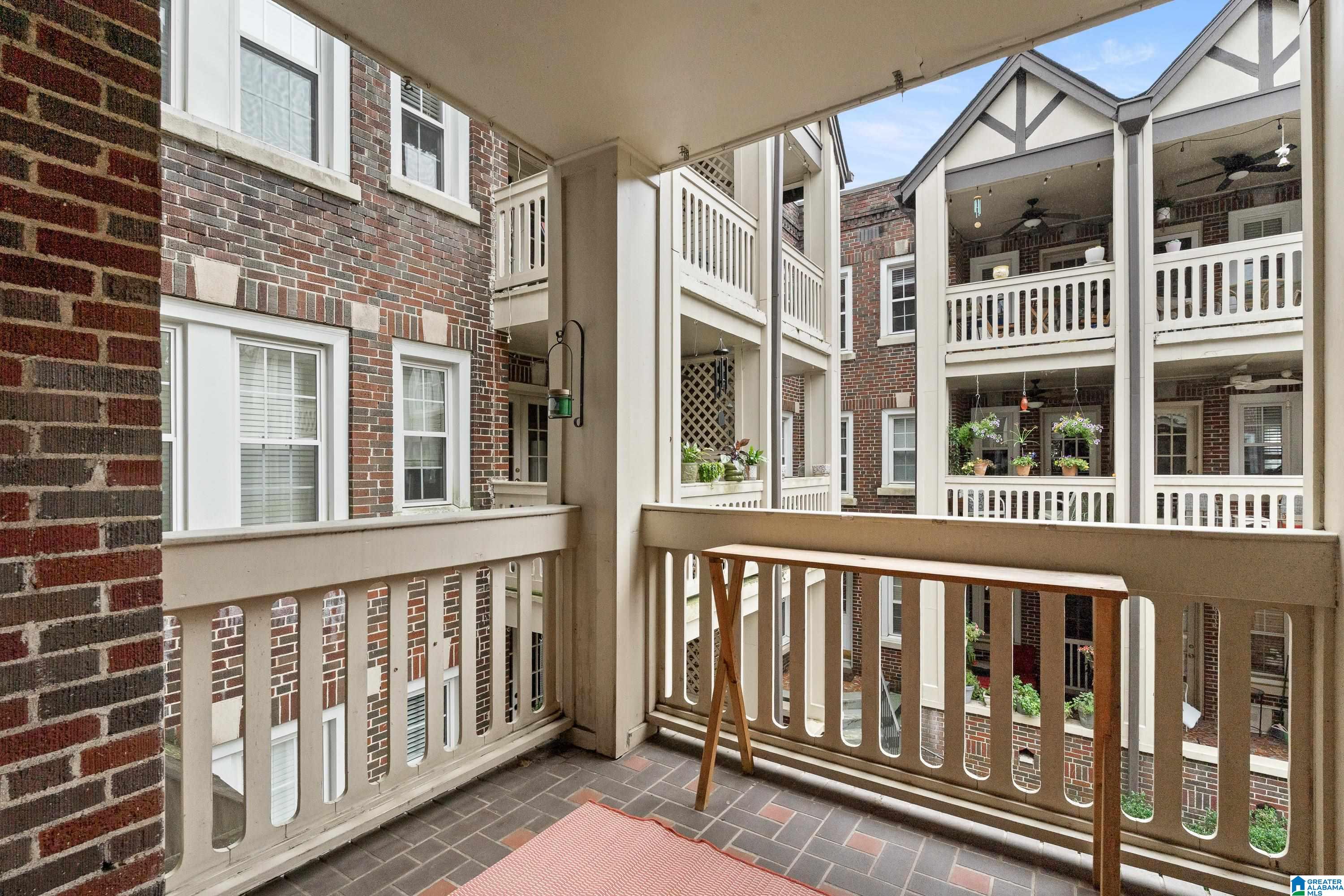 2809 13TH AVENUE F2