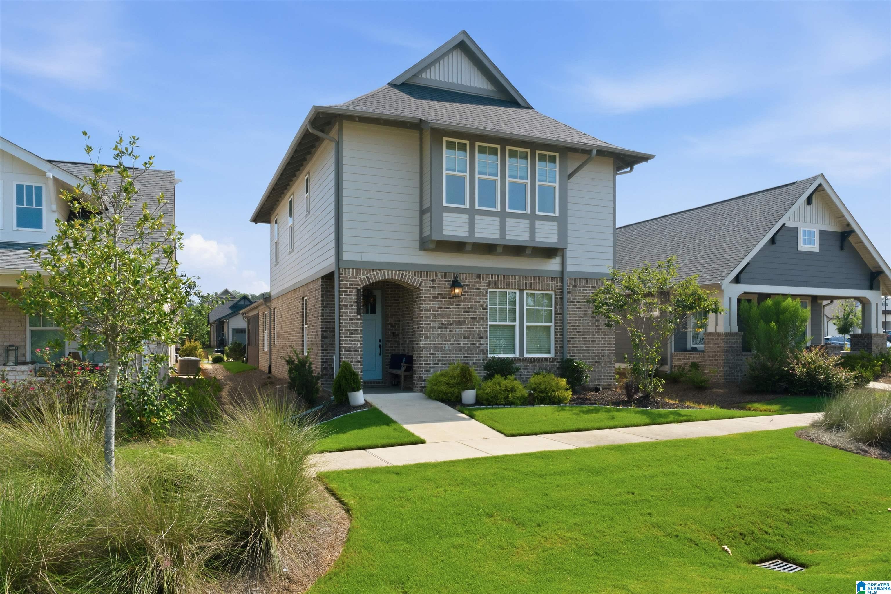 1210 LILLIAN TERRACE