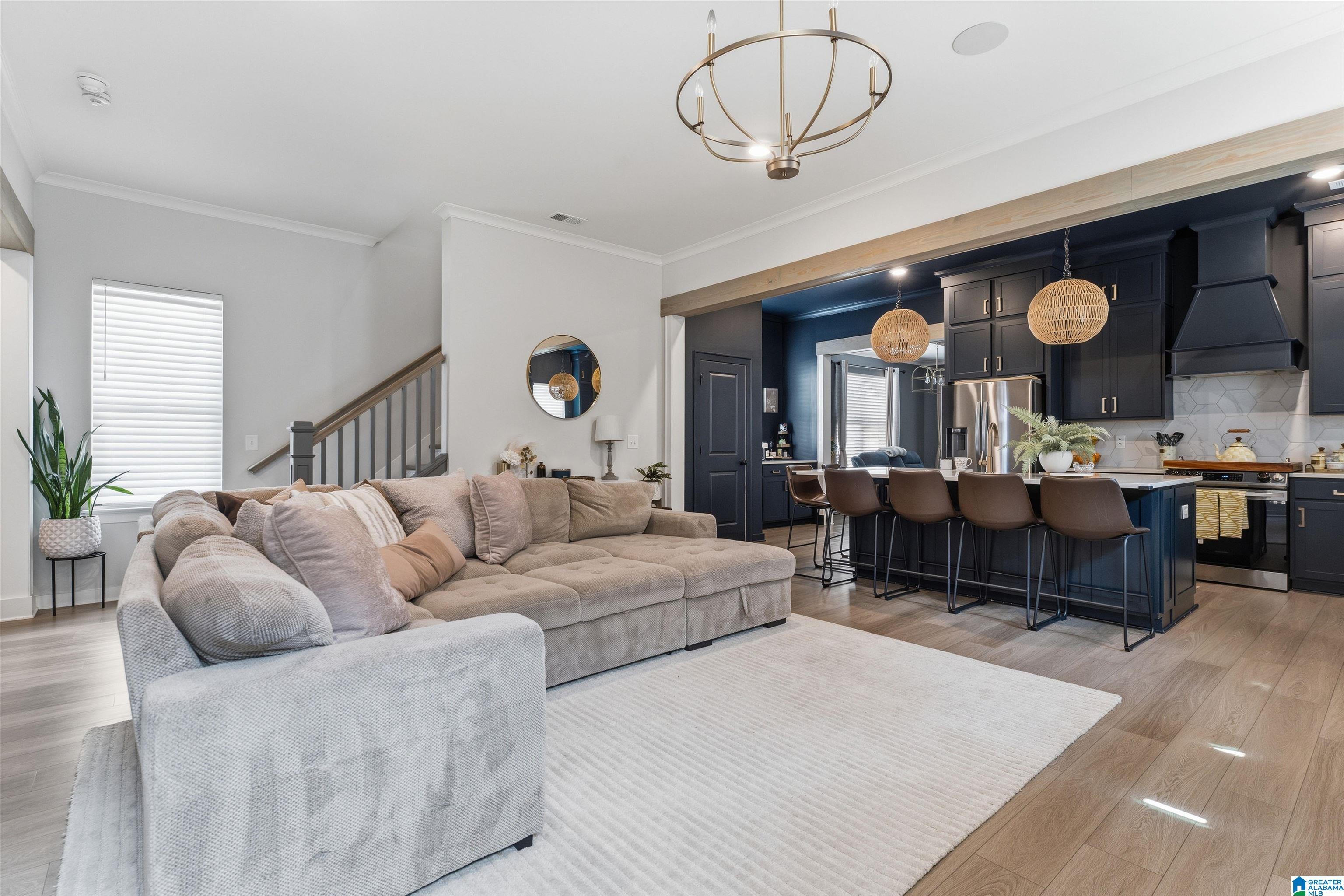 1210 LILLIAN TERRACE