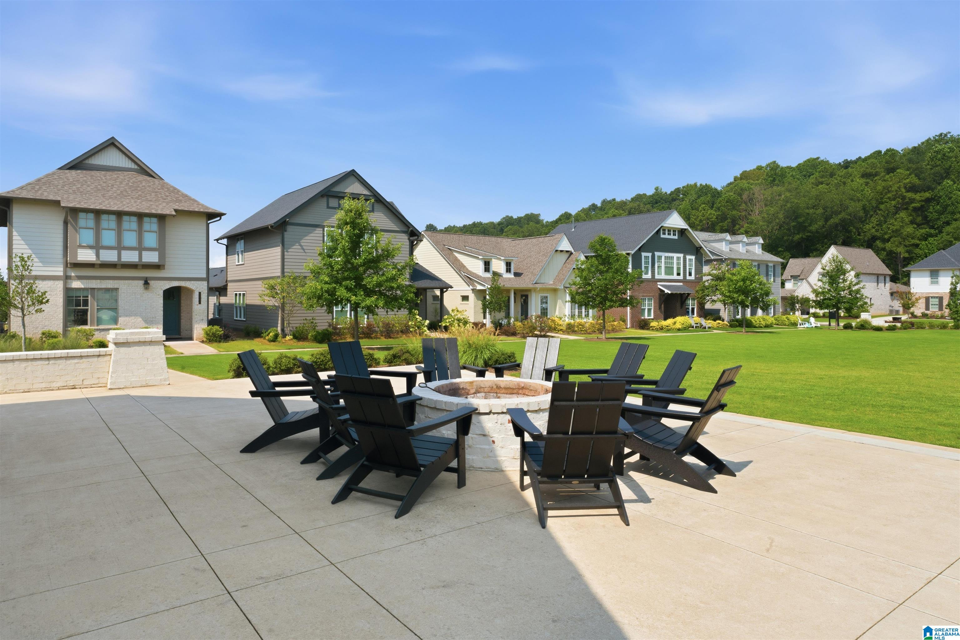 1210 LILLIAN TERRACE