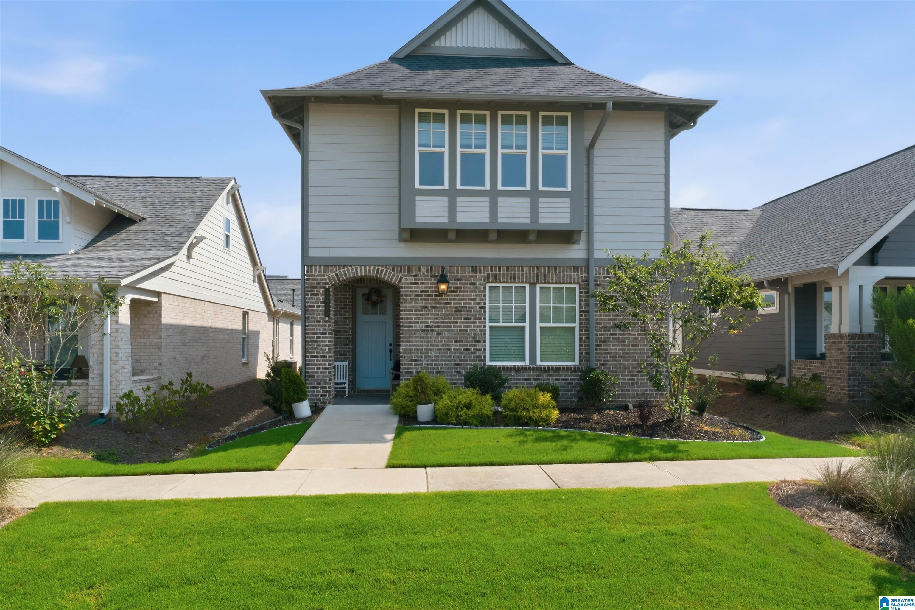 1210 LILLIAN TERRACE