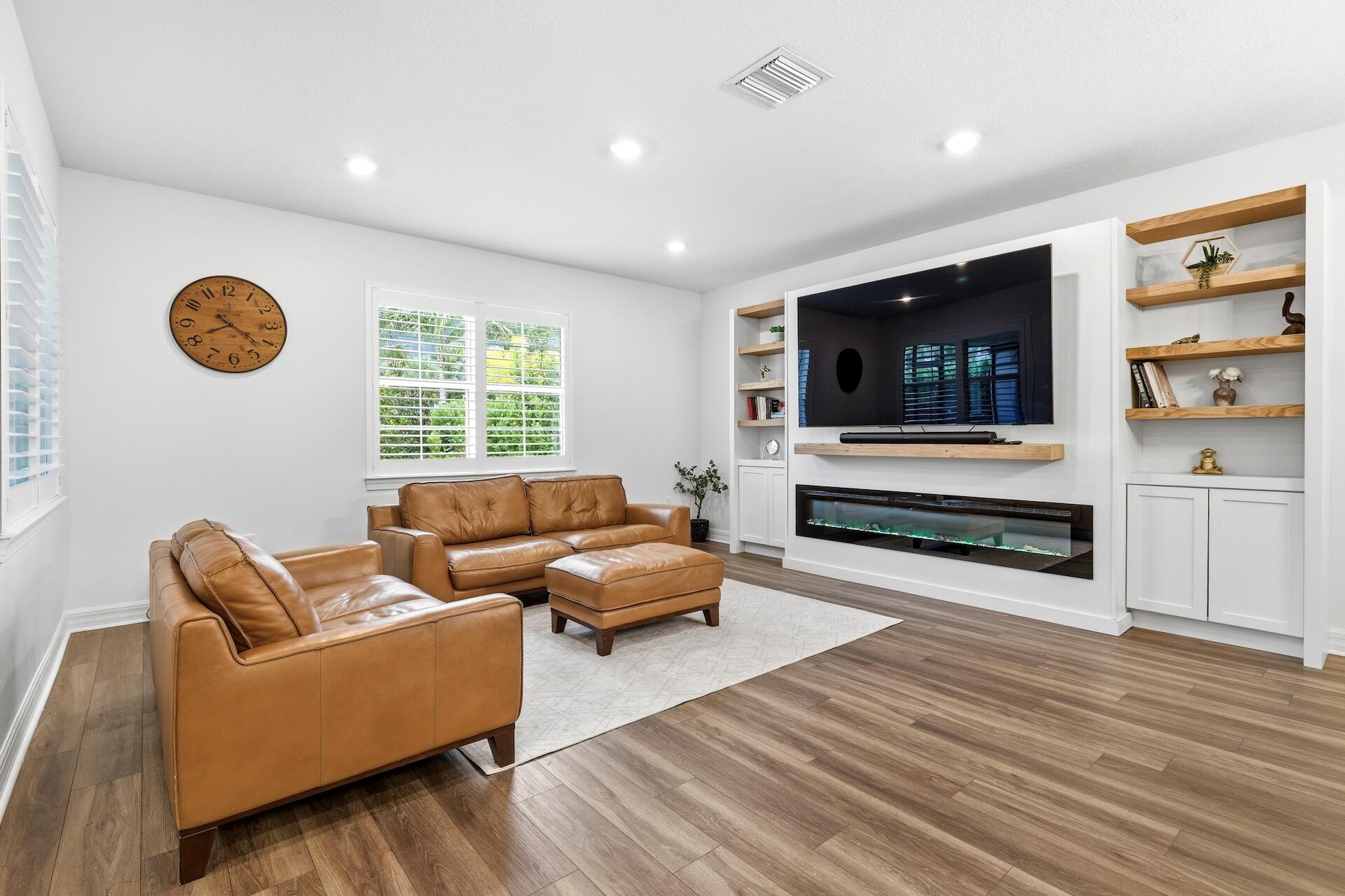 12530 Triumph Lane