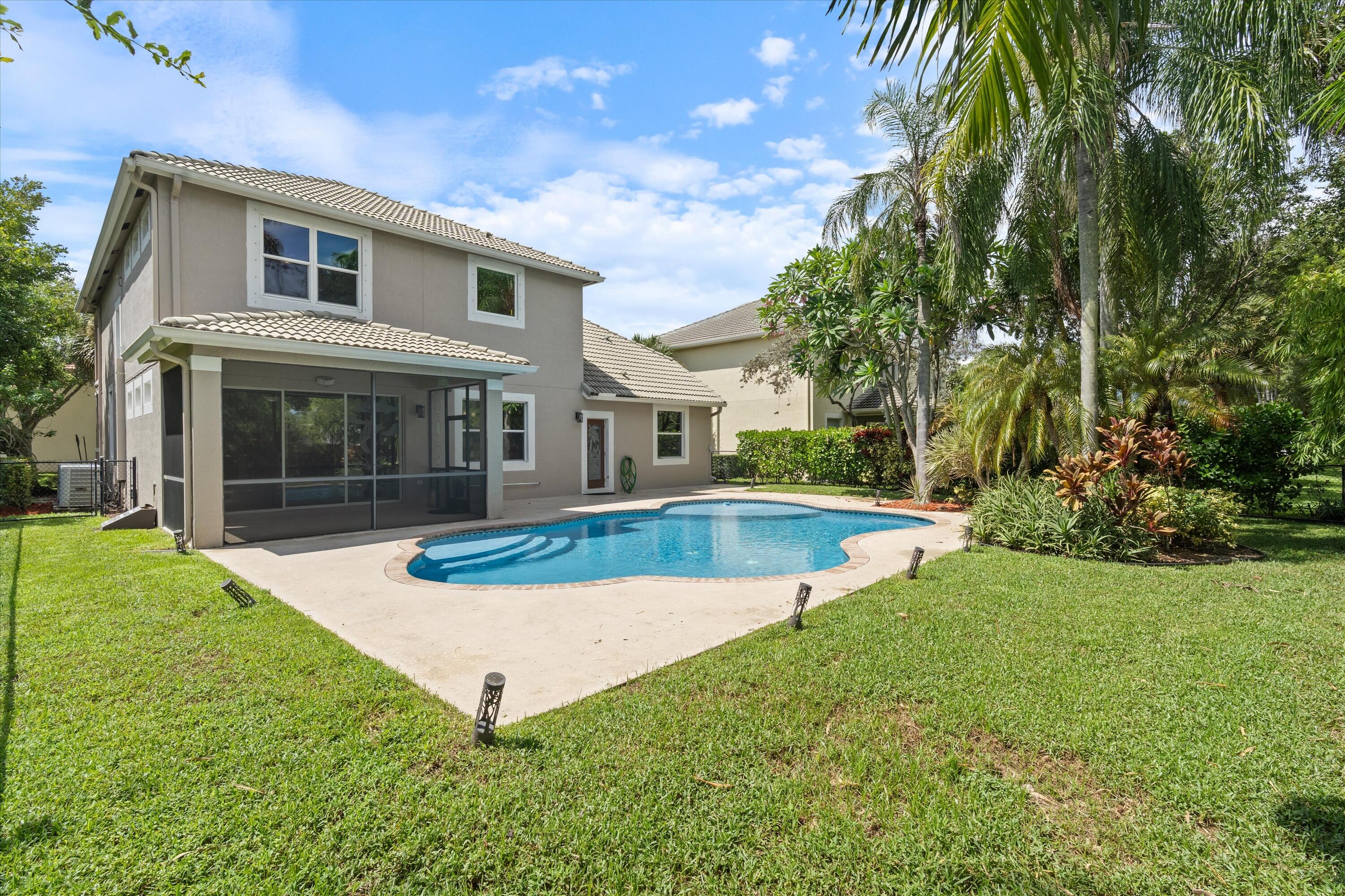 8501 PORTOBELLO Lane