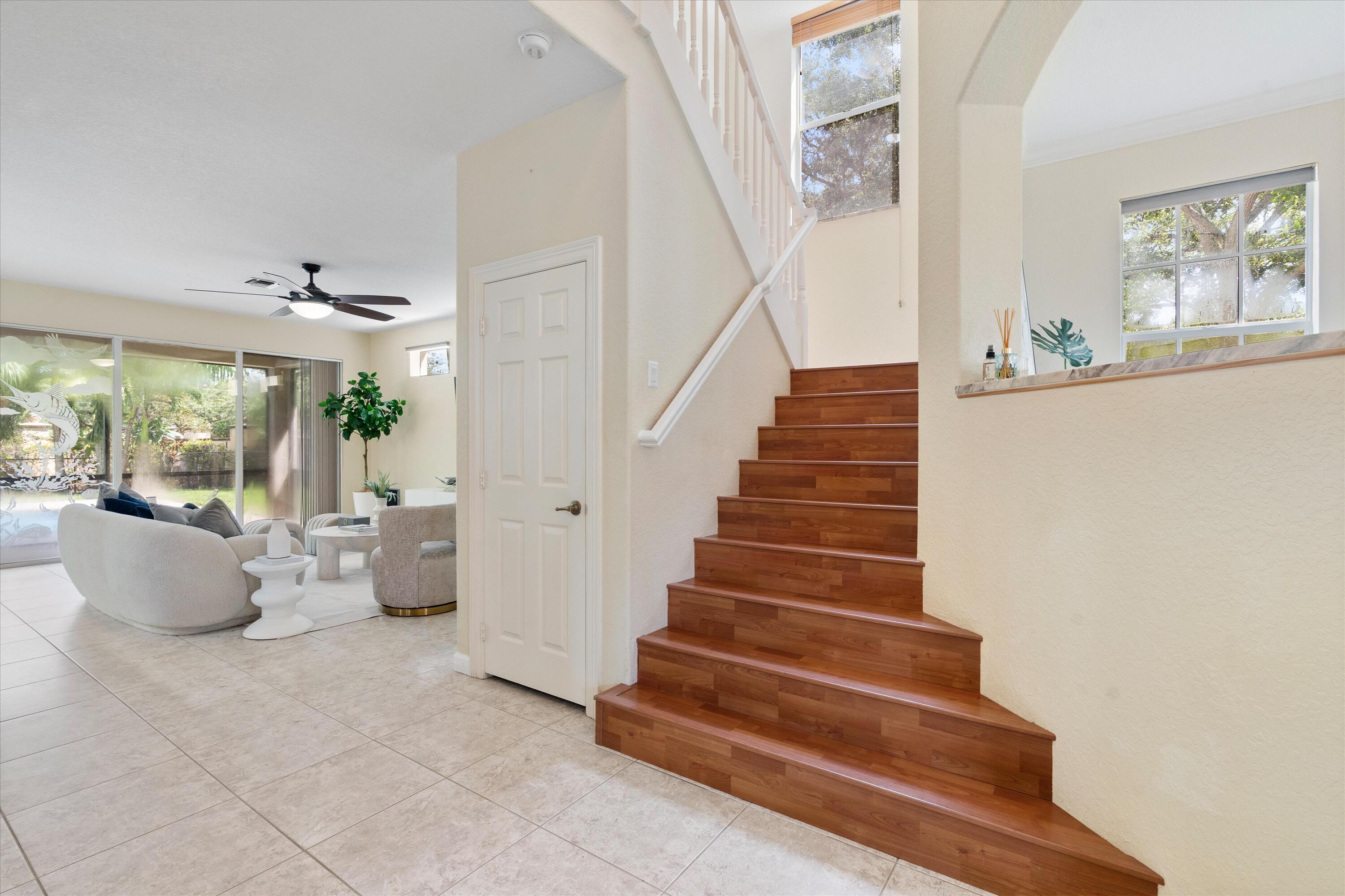8501 PORTOBELLO Lane
