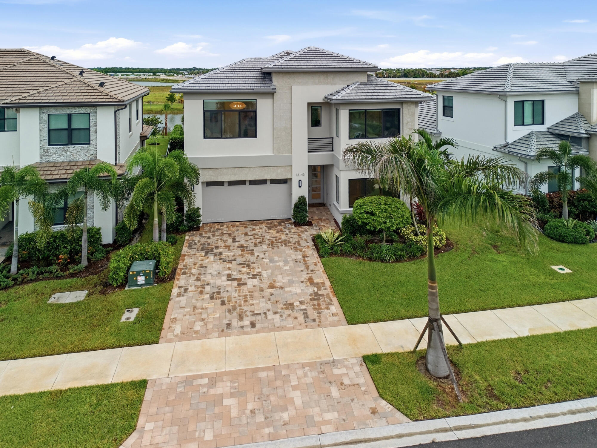 13143 FEATHERING Way