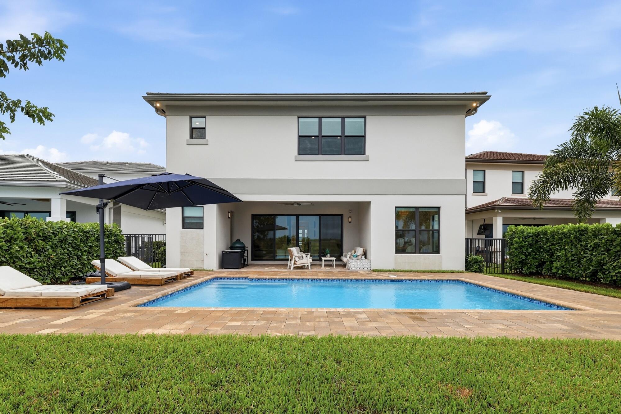 13143 FEATHERING Way