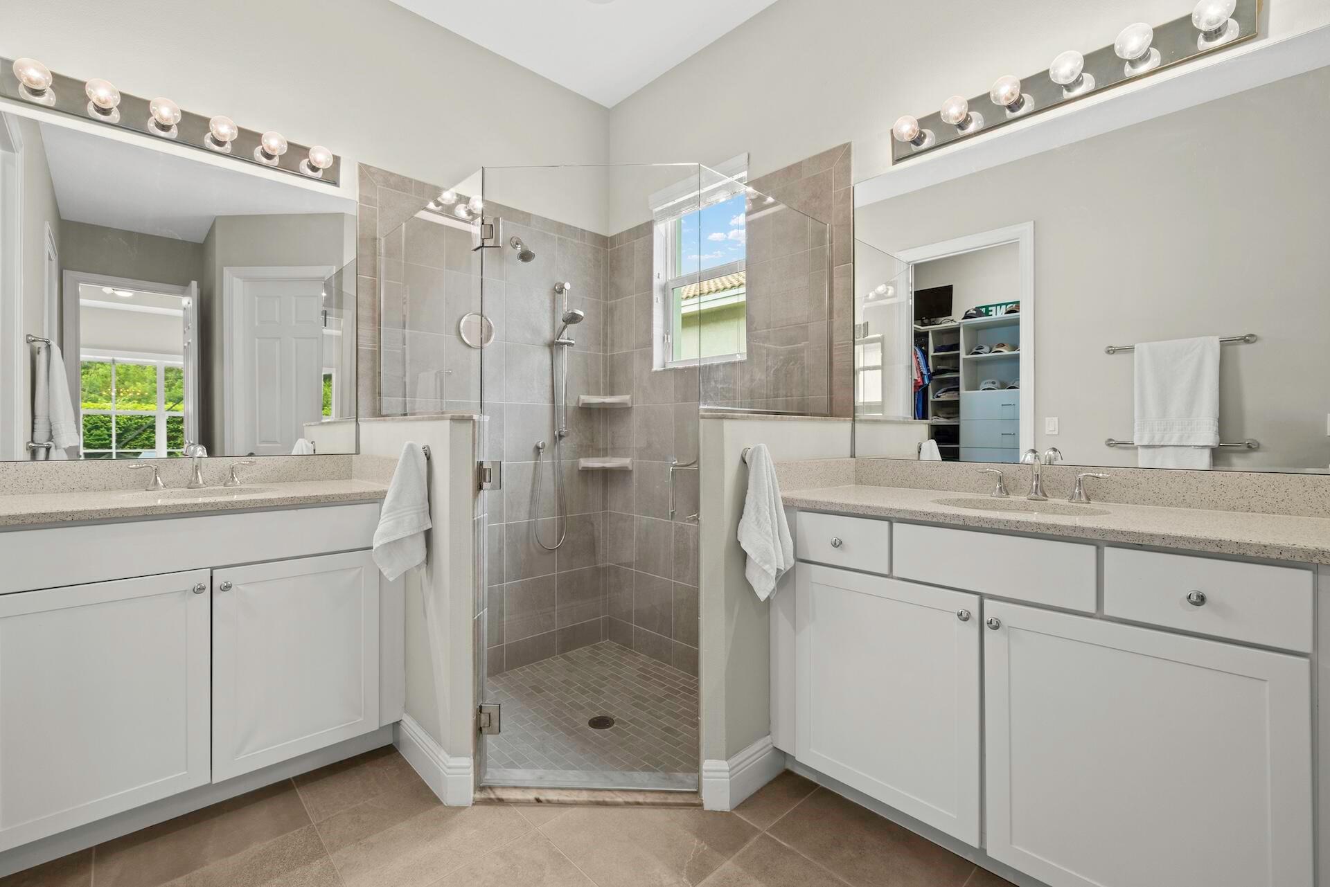 11117 SW Visconti Way