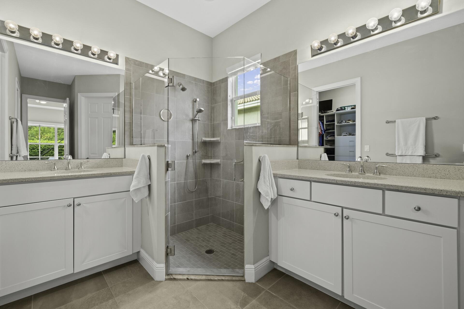 11117 SW Visconti Way