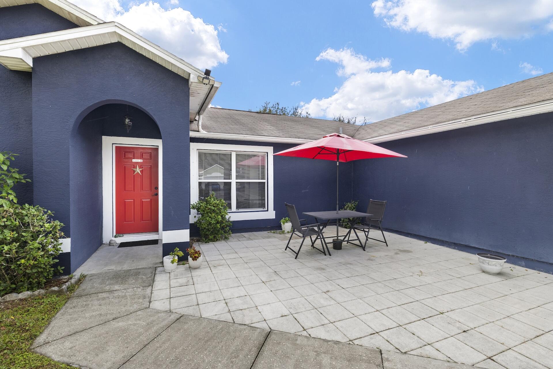 314 SW De Gouvea Ter Terrace