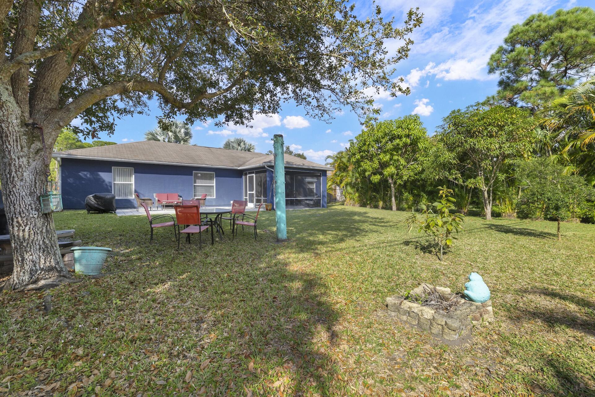 314 SW De Gouvea Ter Terrace