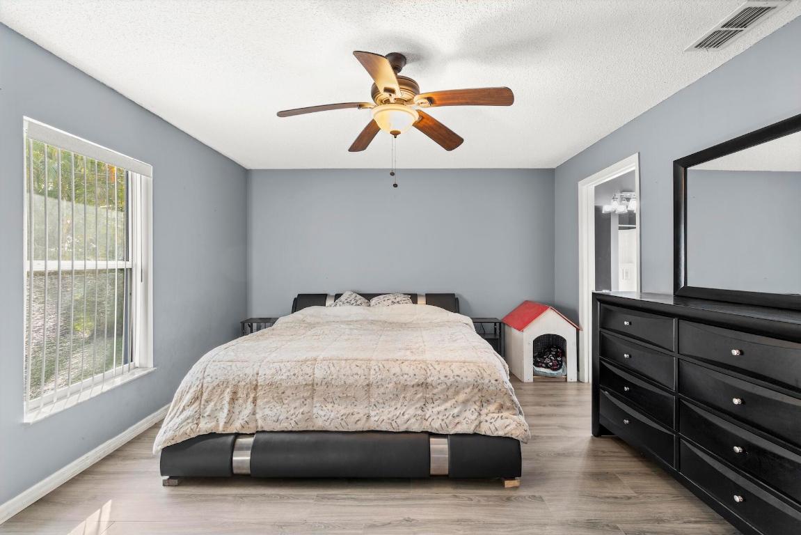 314 SW De Gouvea Ter Terrace