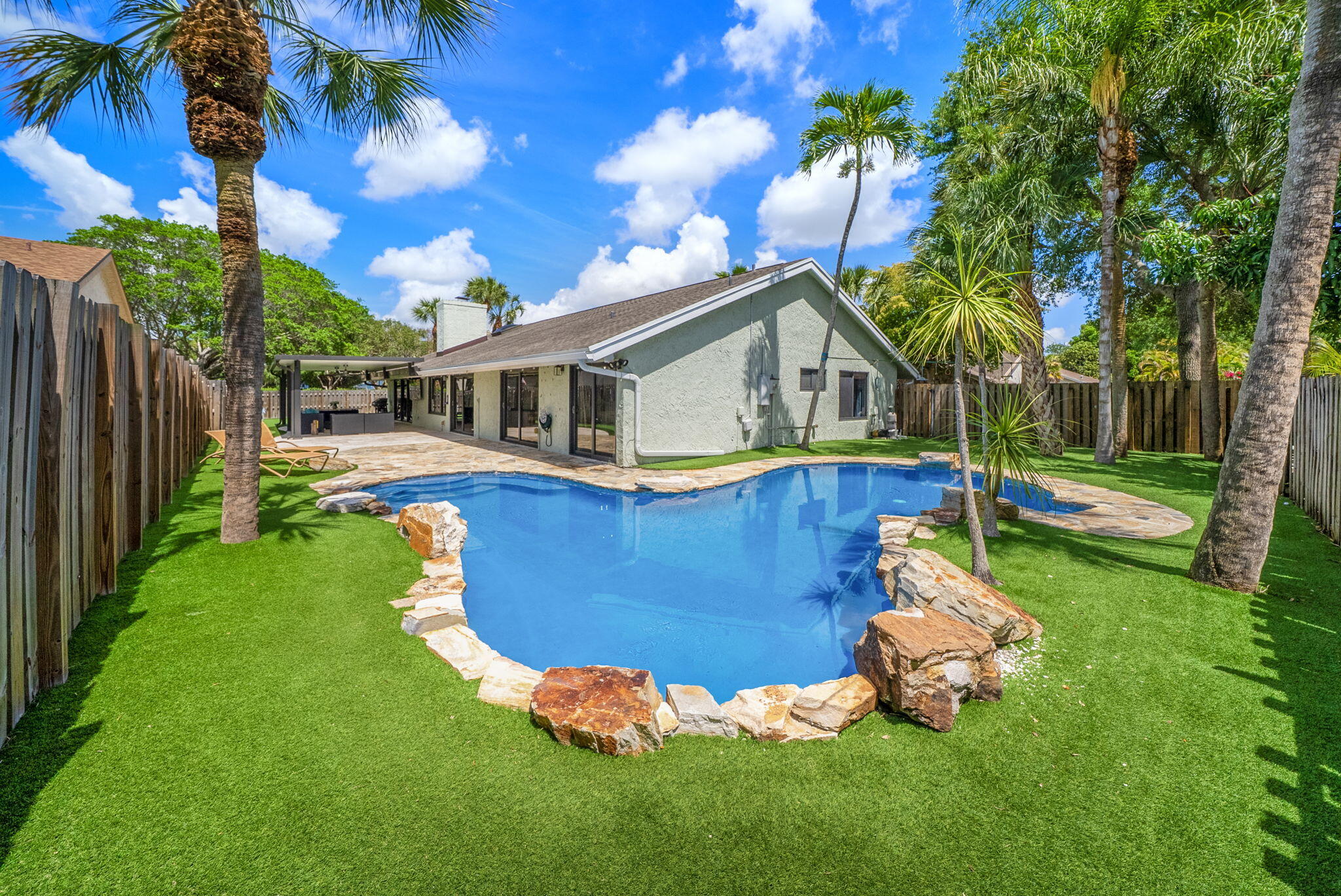 1061 Bayberry Point Drive