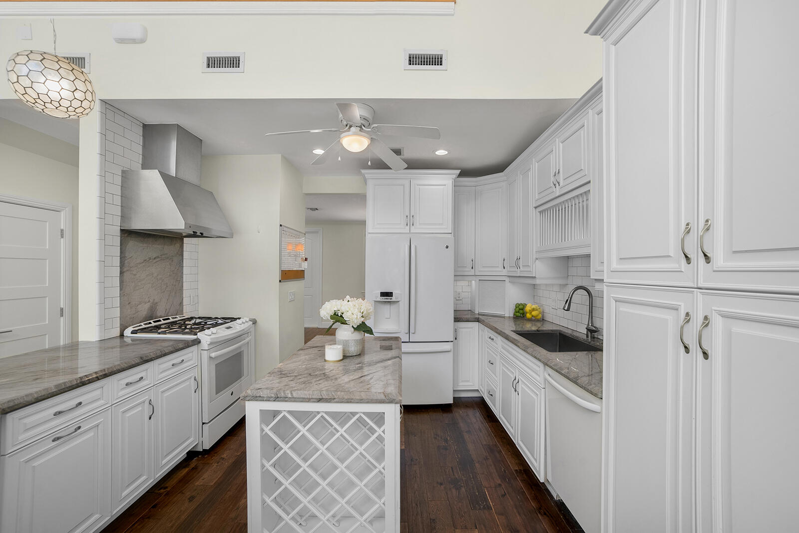 216 SE 10th Street
