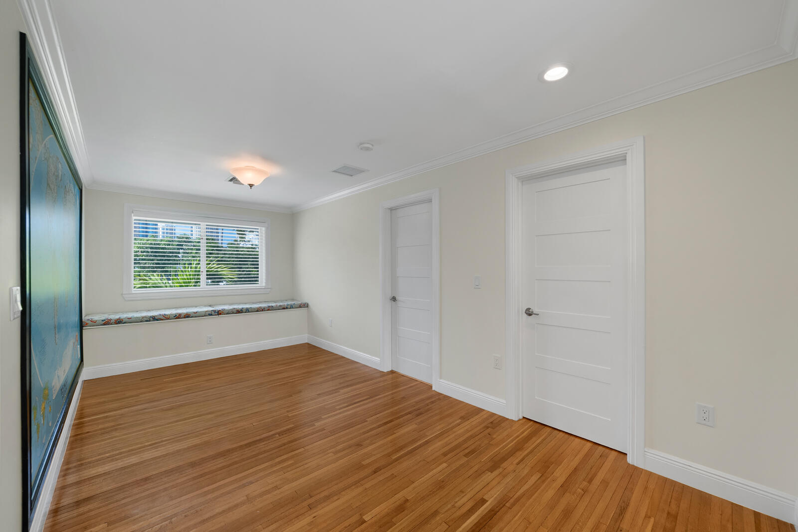 216 SE 10th Street