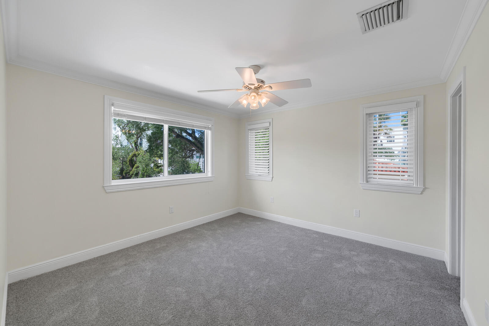 216 SE 10th Street