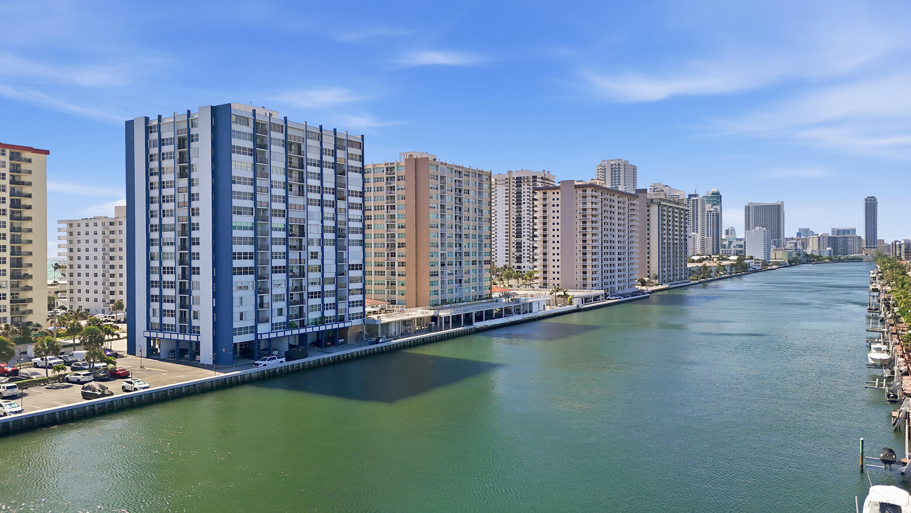 1400 S Ocean Drive 303