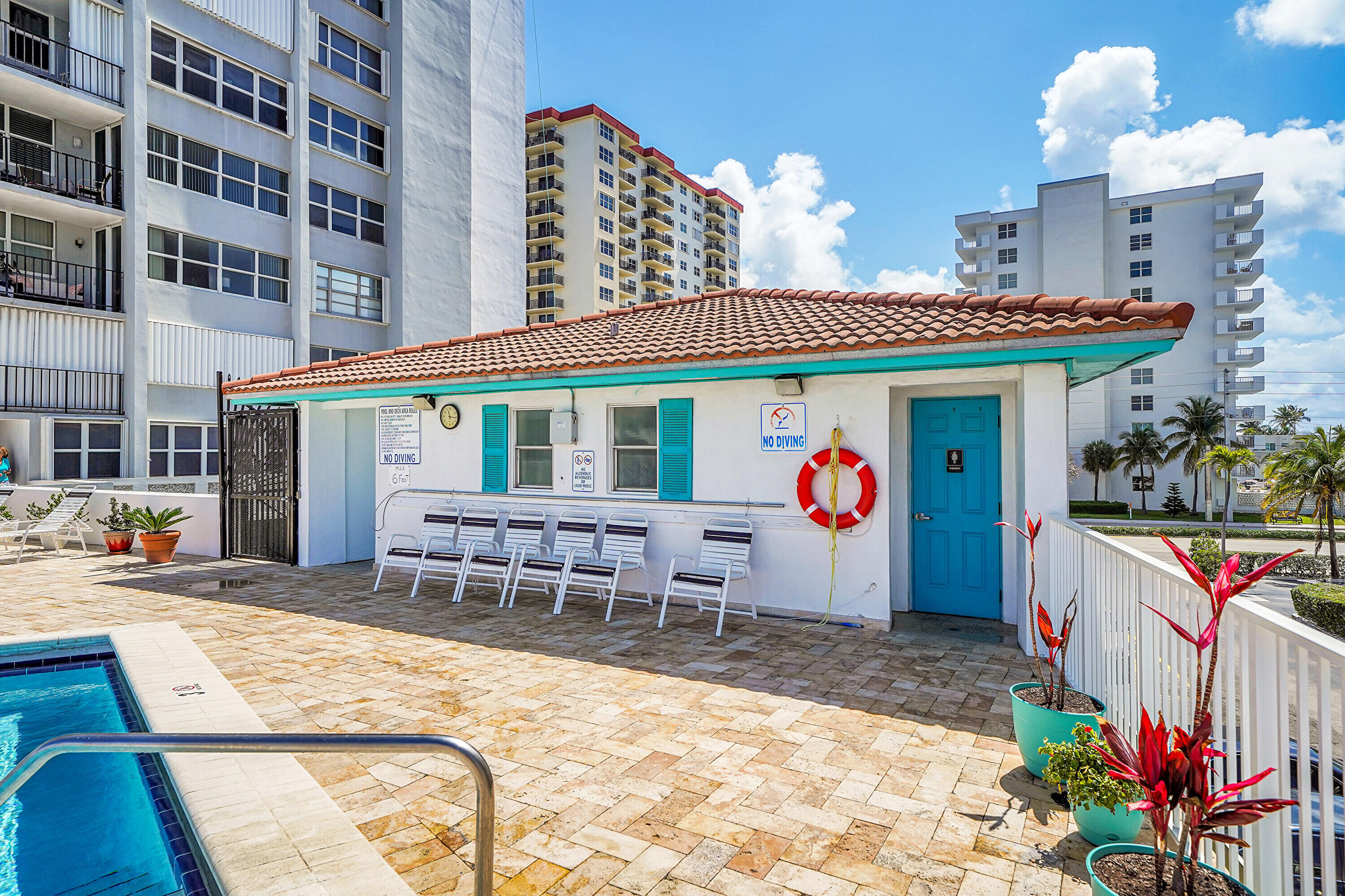 1400 S Ocean Drive 303