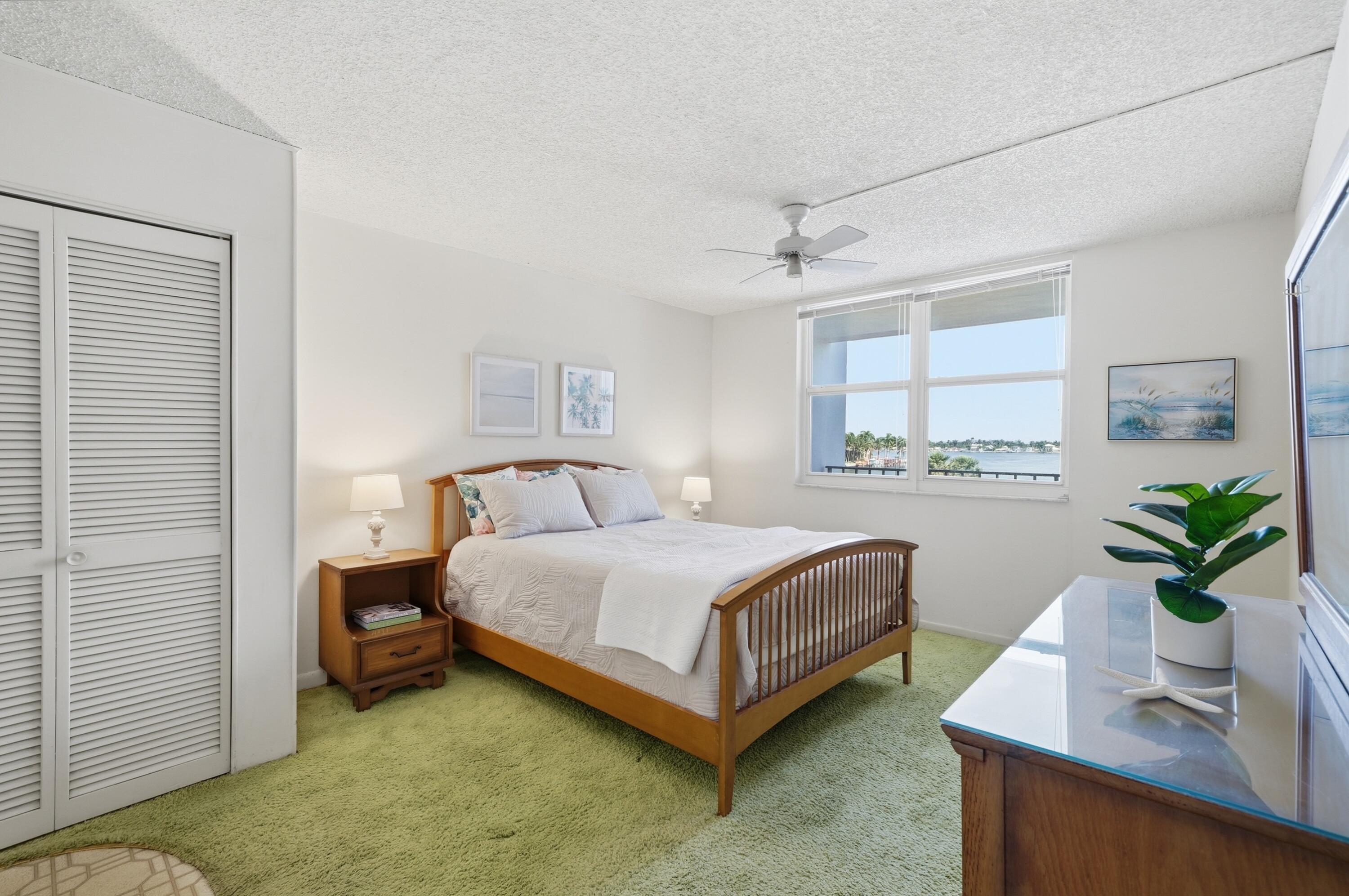1400 S Ocean Drive 303