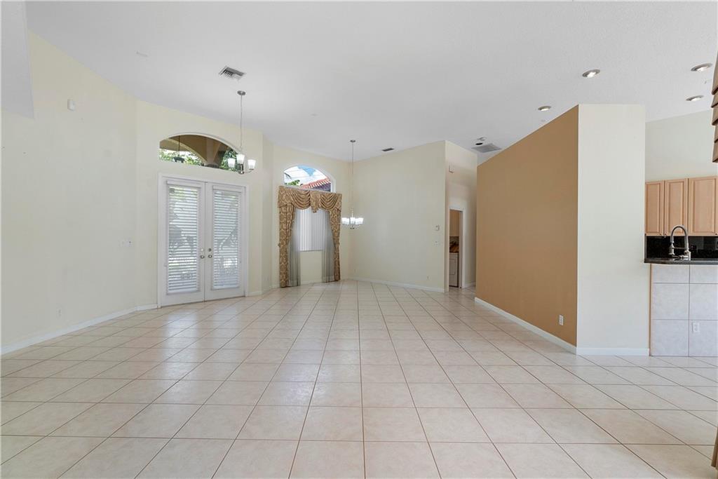 4799 Rothschild Dr