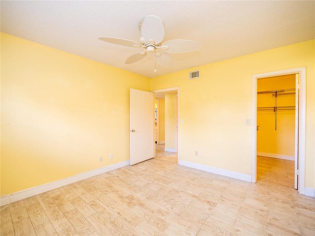 1995 NE 32nd Ct 39