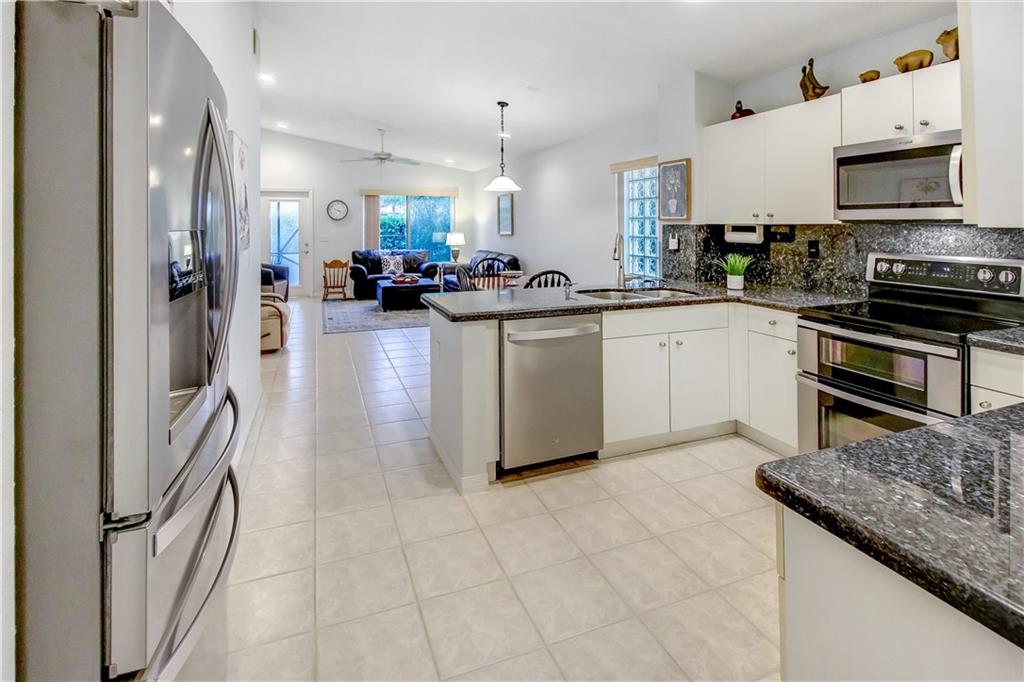 5048 NW 122nd Ave