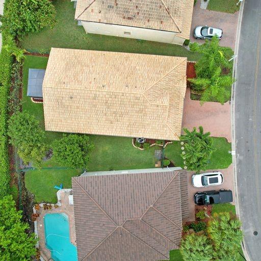 5048 NW 122nd Ave