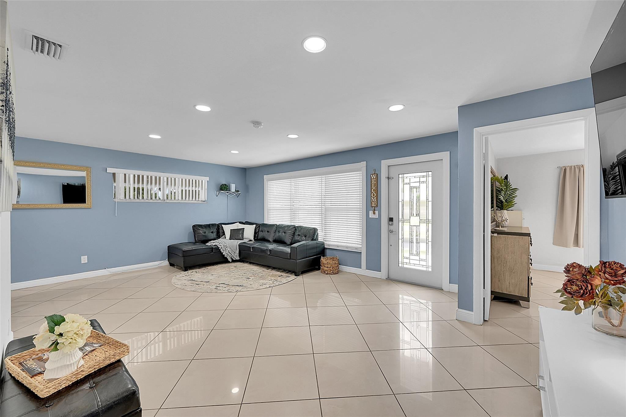 4401 NW 11th Ter