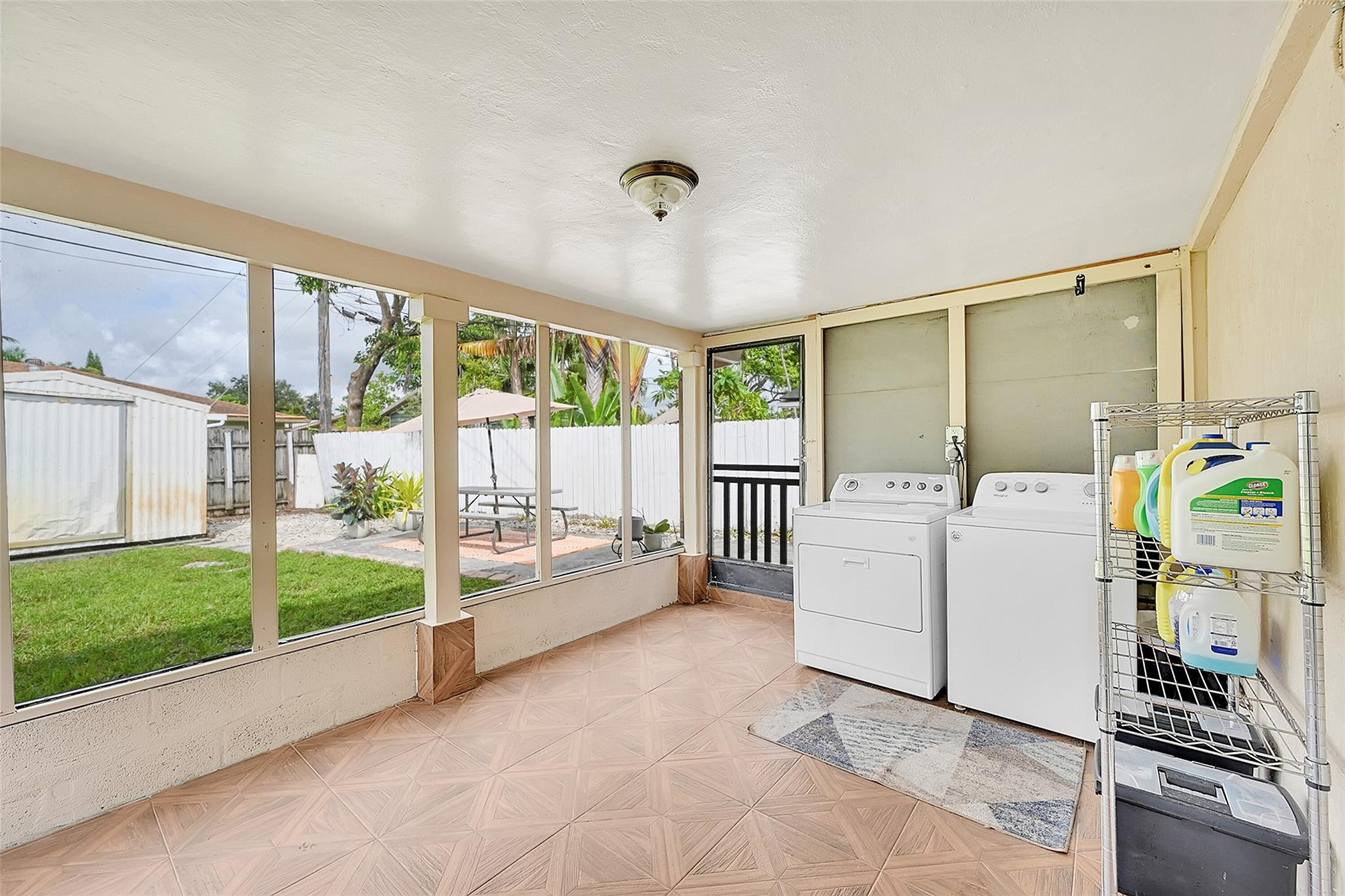 4401 NW 11th Ter