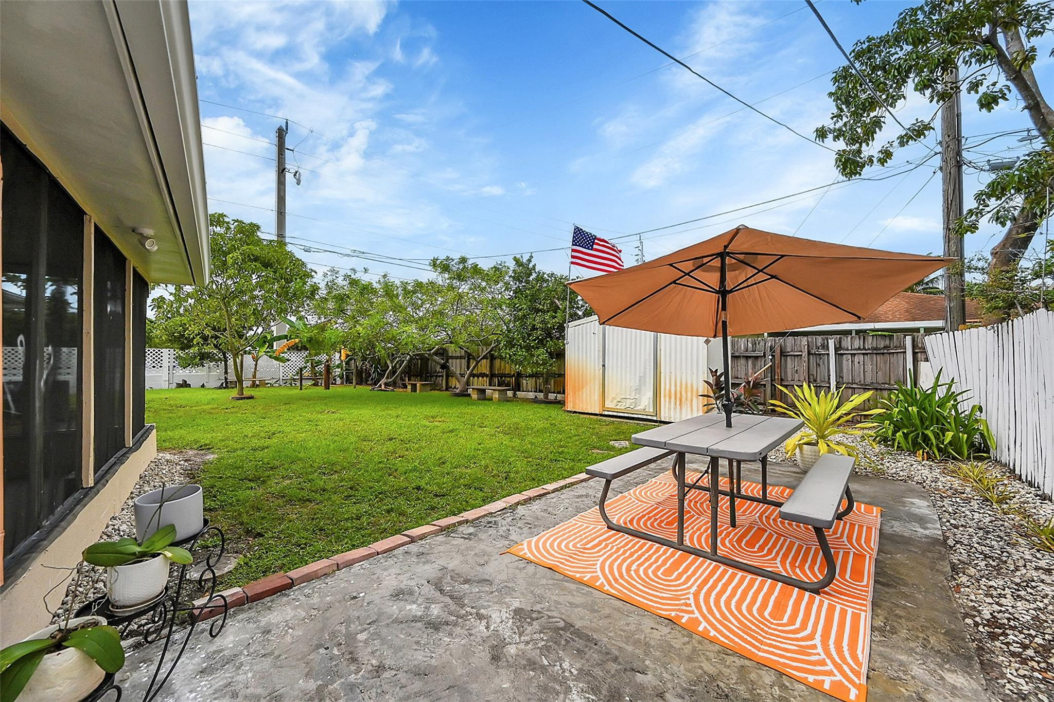 4401 NW 11th Ter