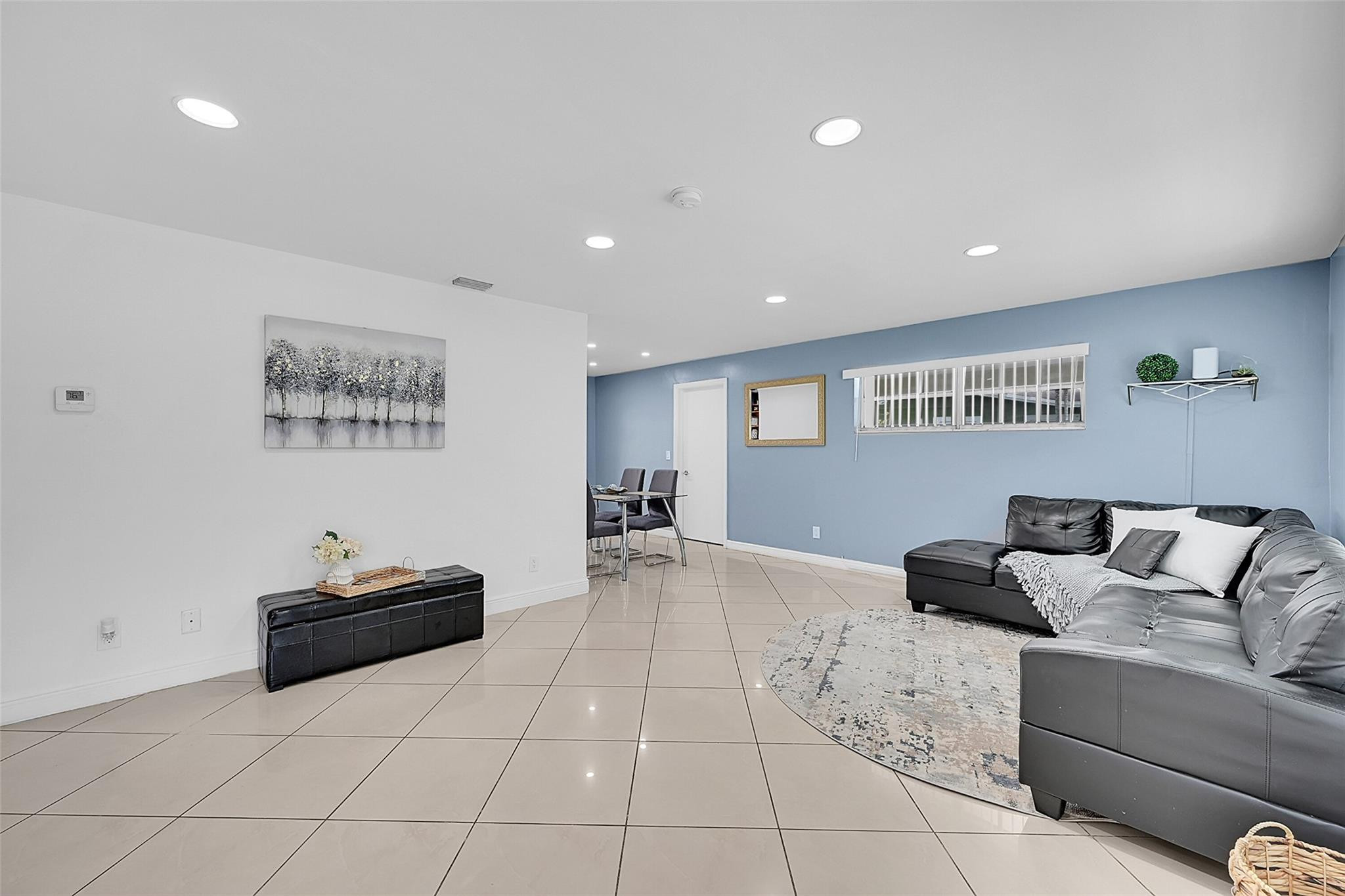 4401 NW 11th Ter
