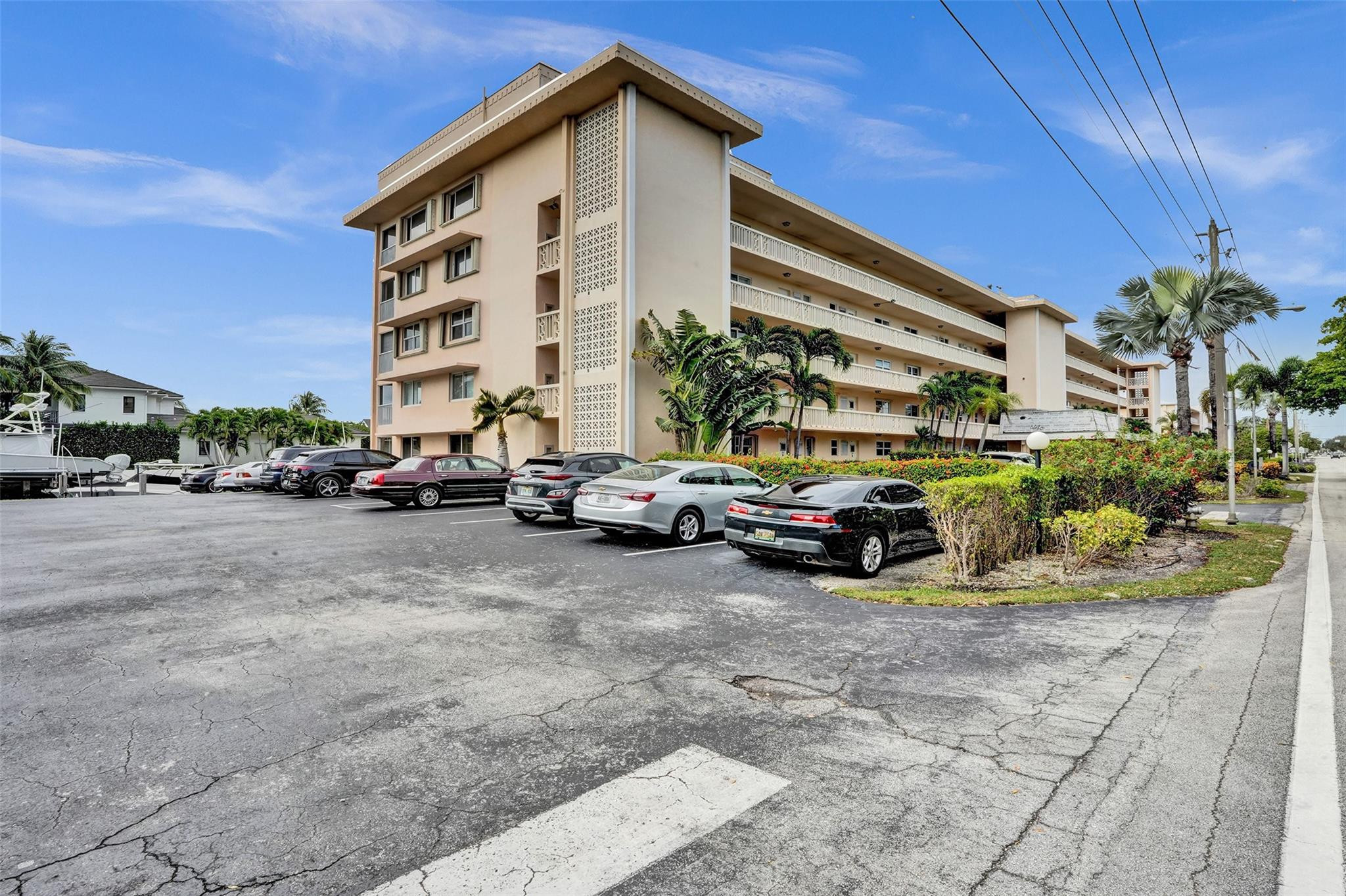 750 NE Spanish River Blvd 303
