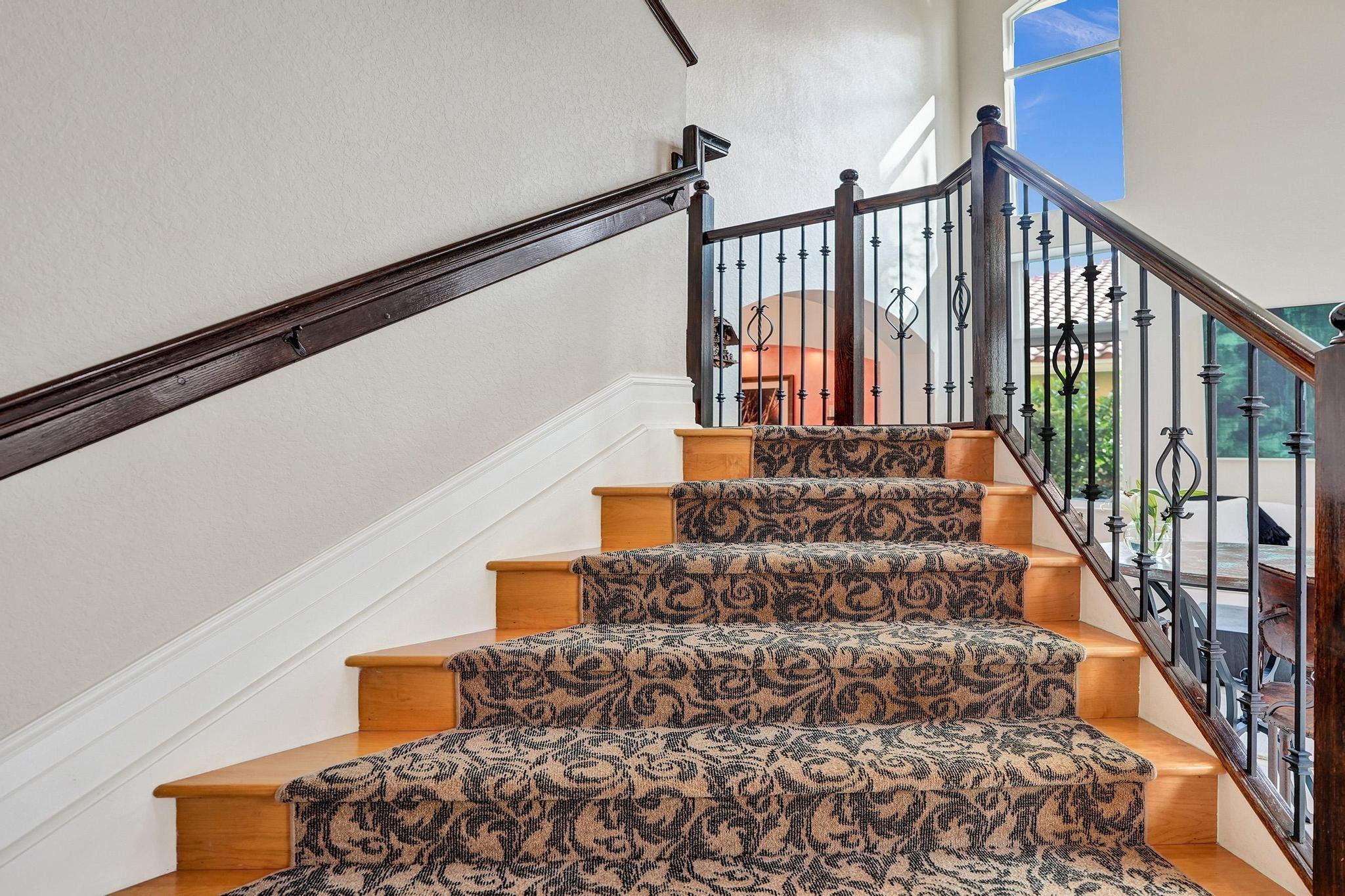 1649 Victoria Pointe Cir