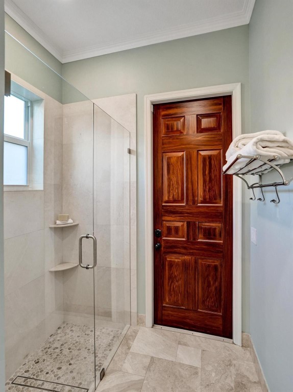 1649 Victoria Pointe Cir