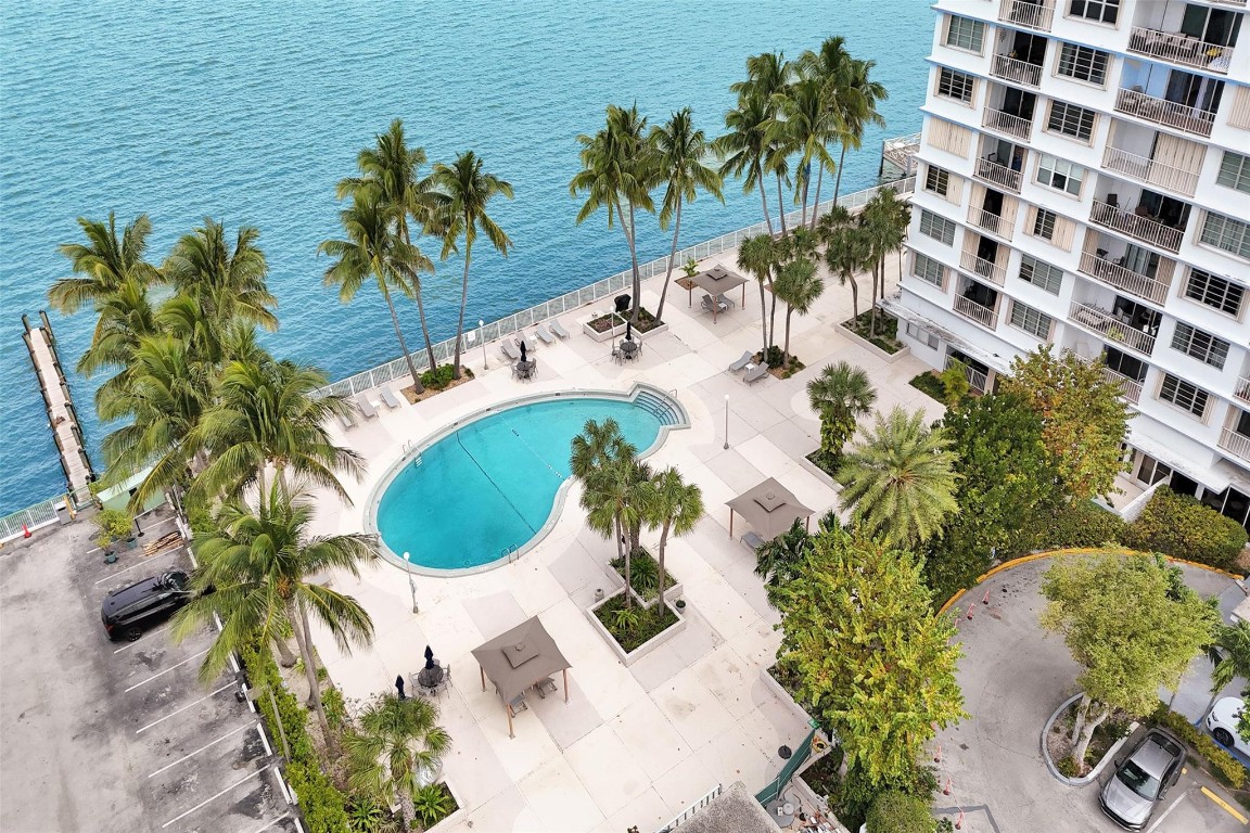 1865 NE 79th Street Cswy 16B