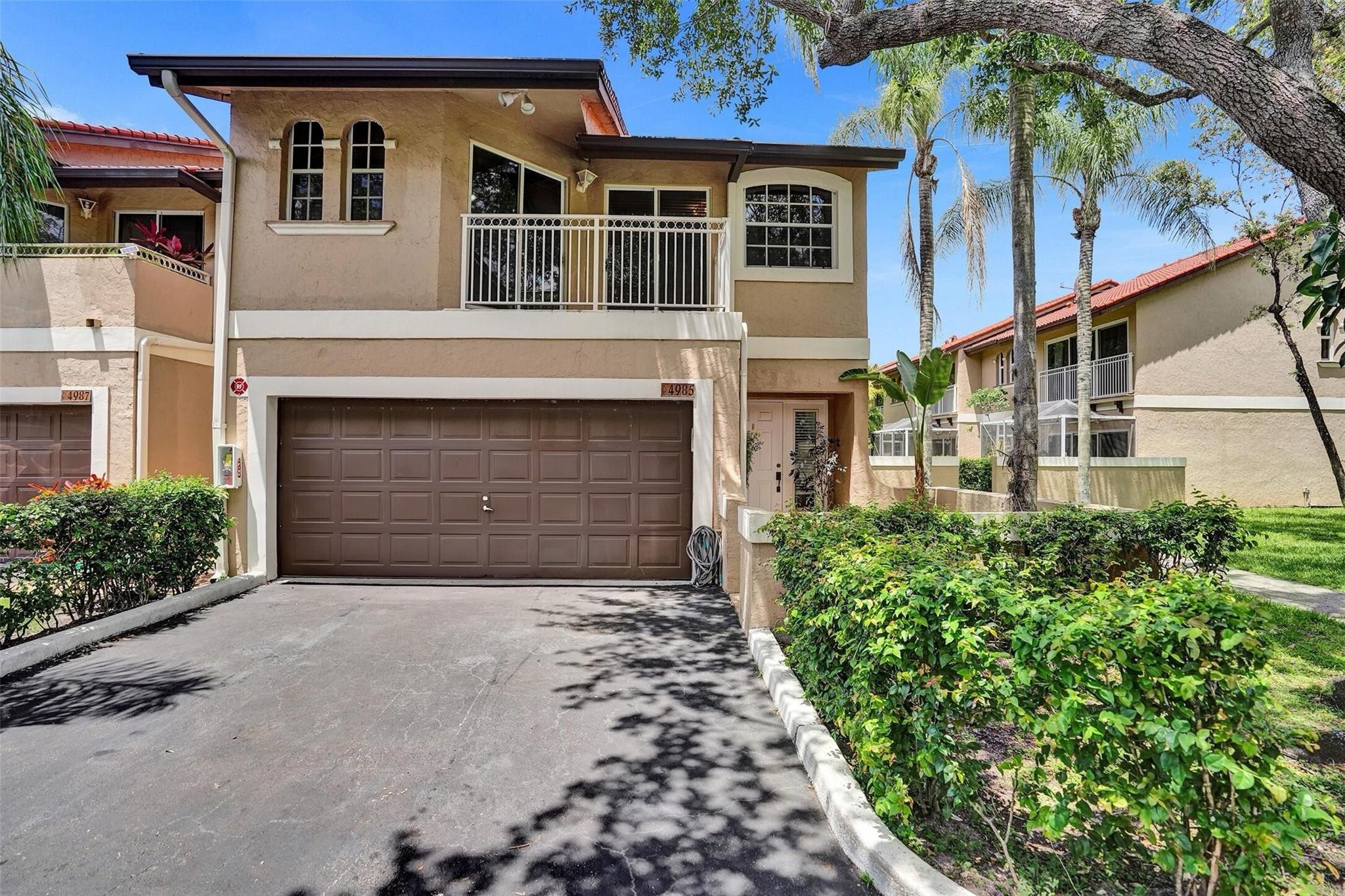 4985  Riverside Dr 506