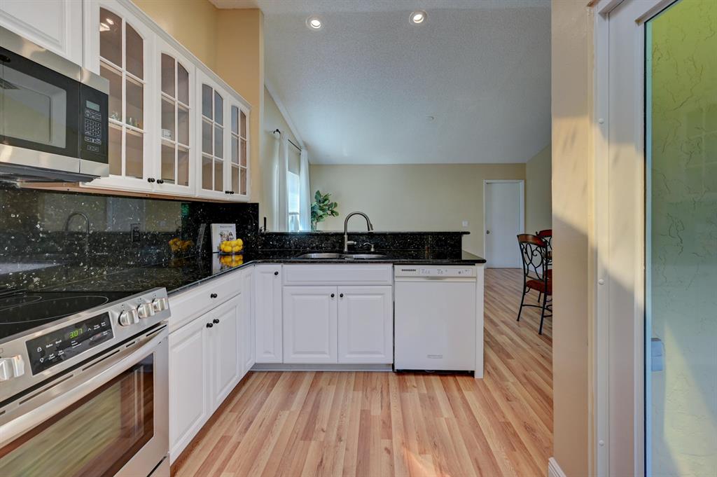 6640 NW 47th Street