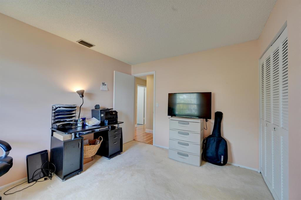 6640 NW 47th Street