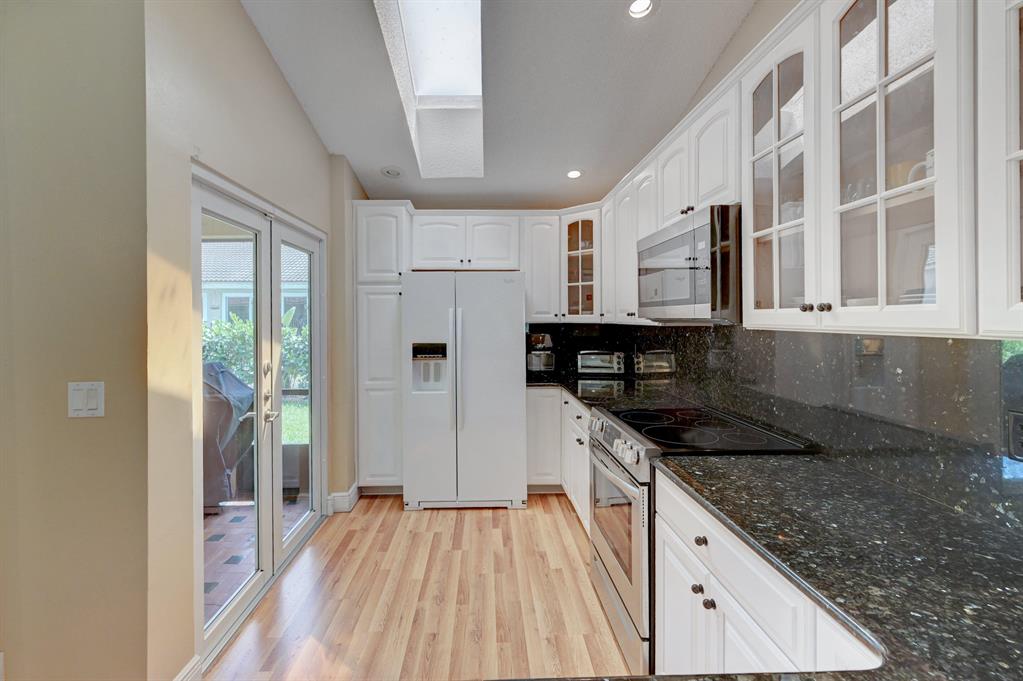 6640 NW 47th Street