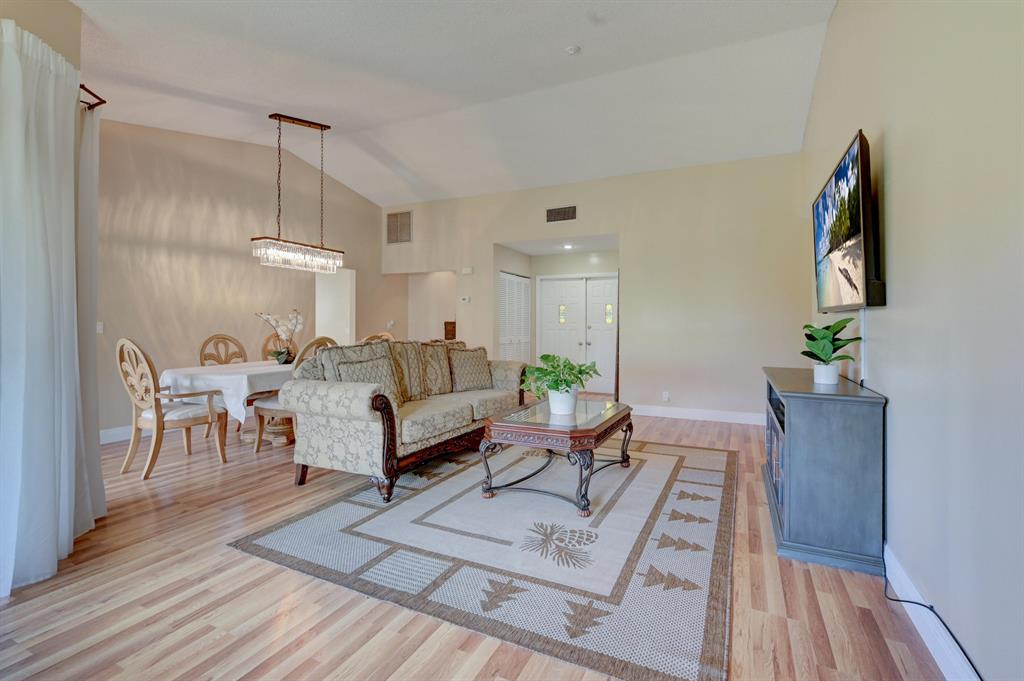 6640 NW 47th Street