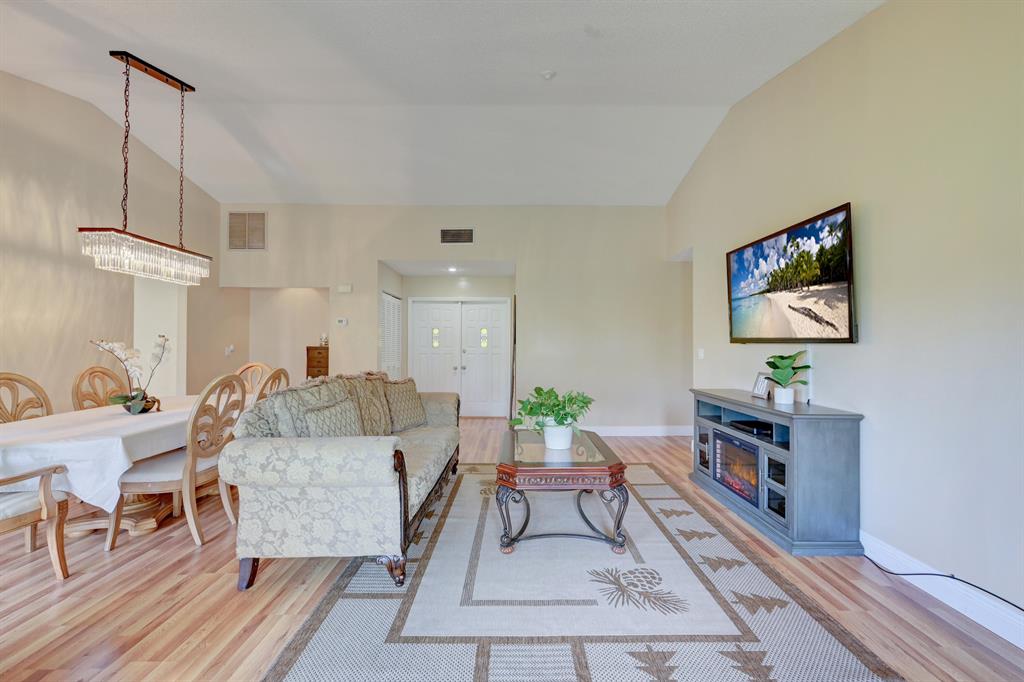 6640 NW 47th Street