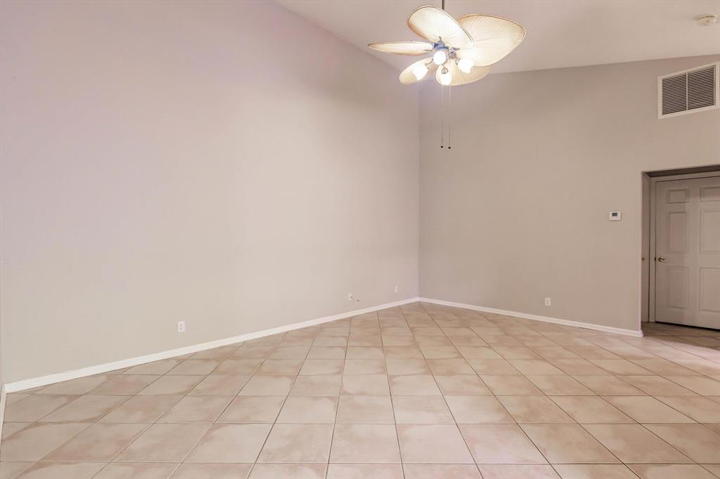 5215 Grande Palm Circle