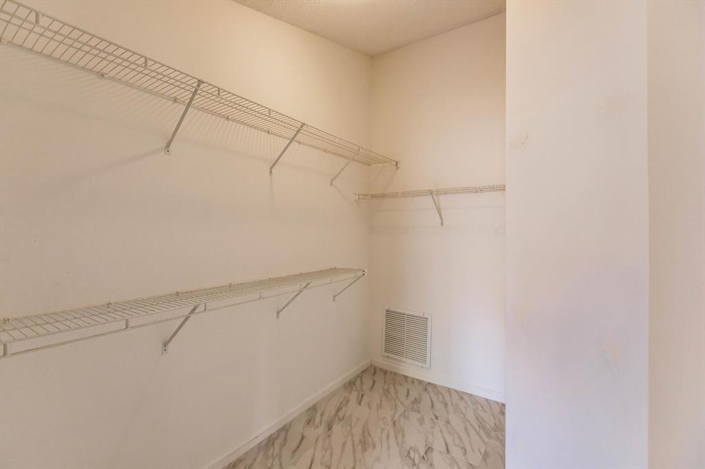 5215 Grande Palm Circle