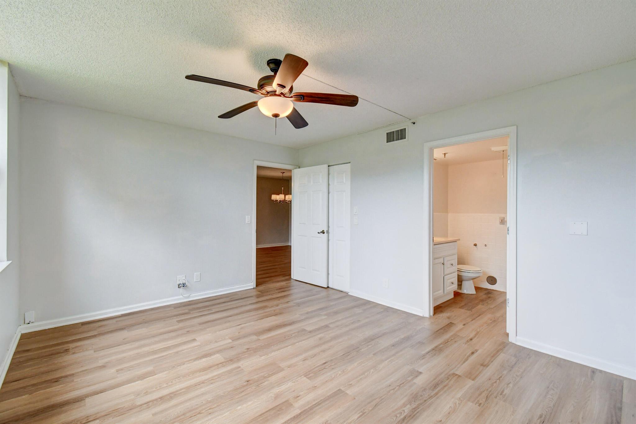 14527 Bonaire Boulevard 105