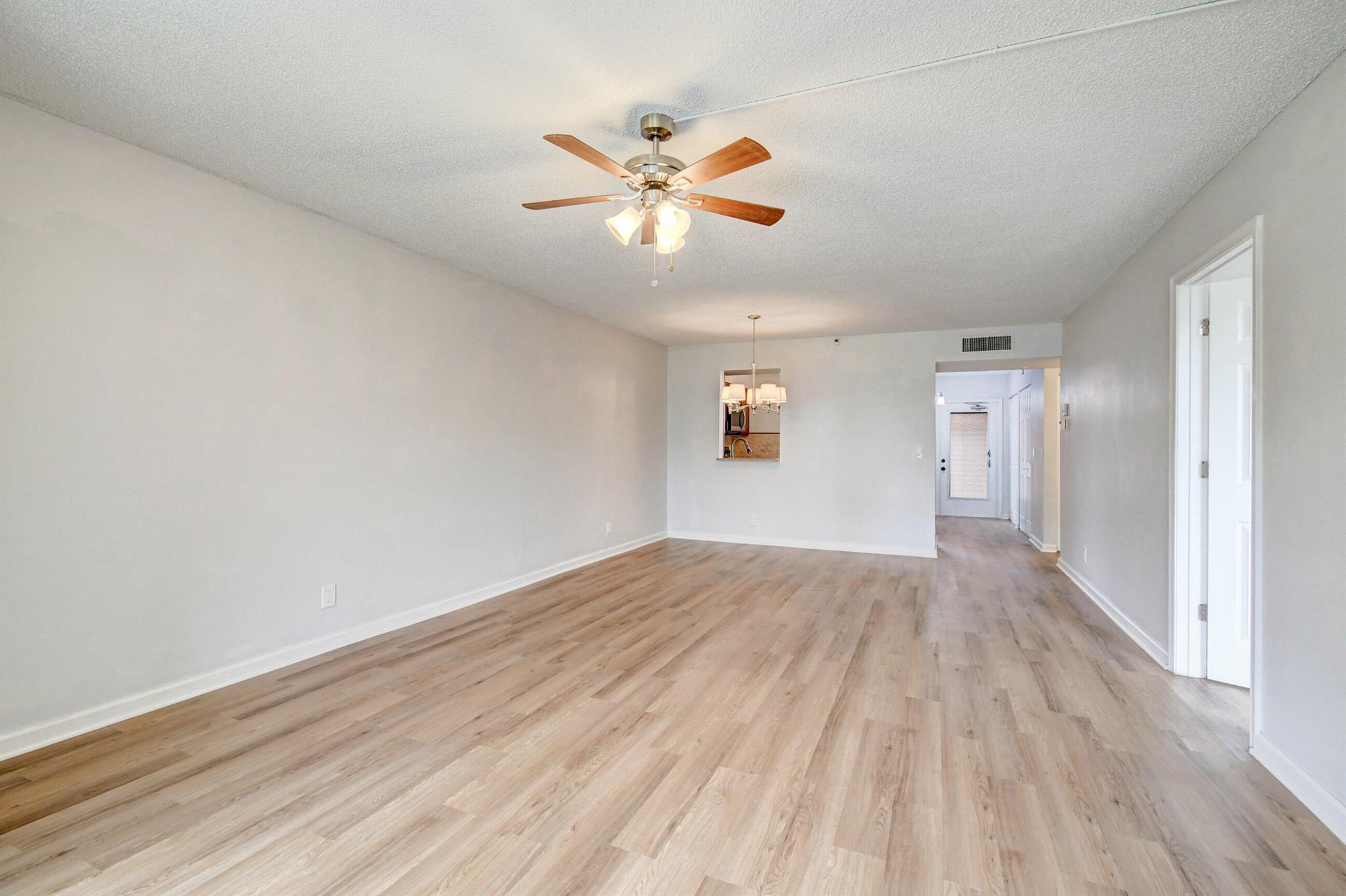 14527 Bonaire Boulevard 105