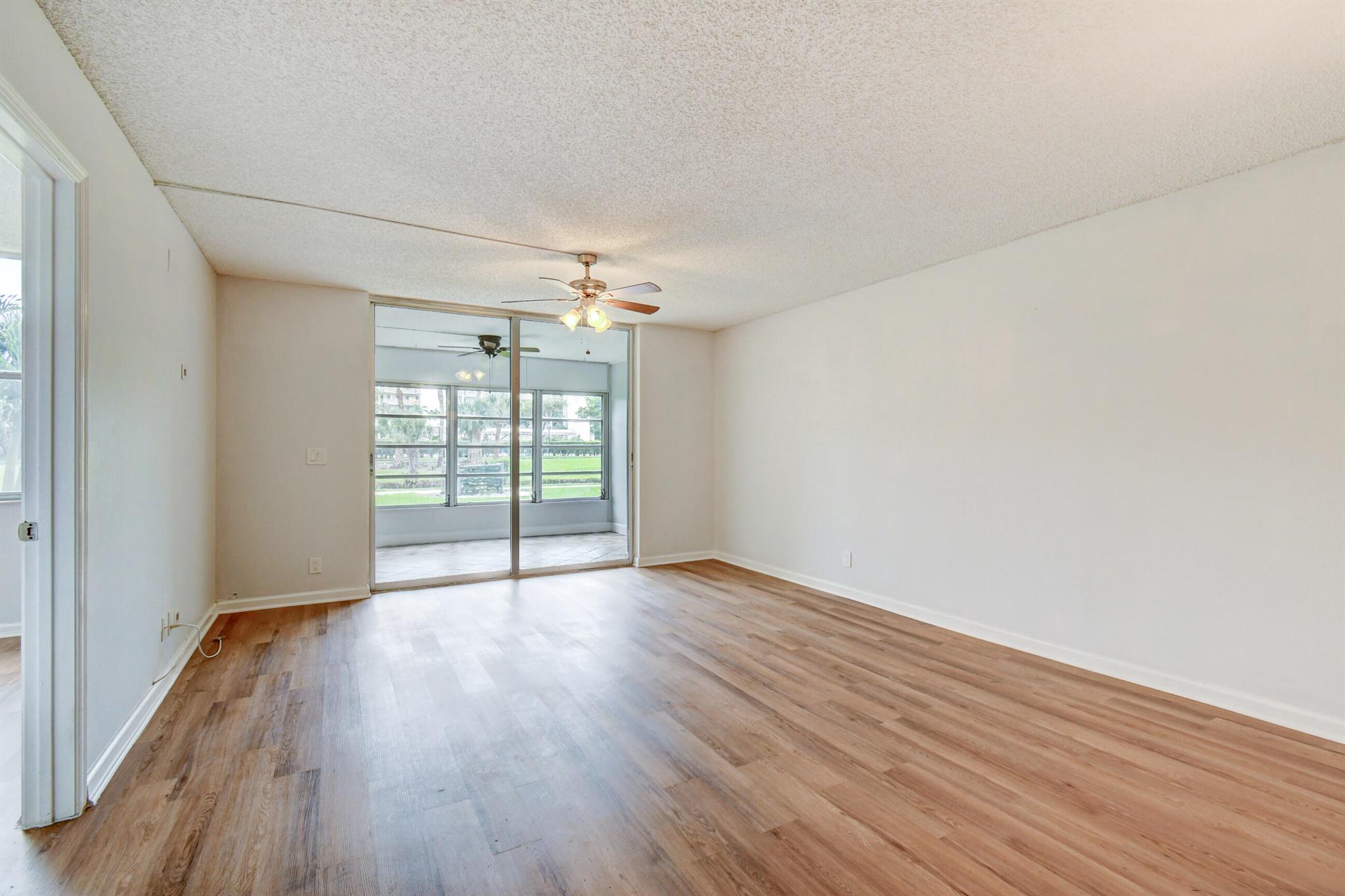 14527 Bonaire Boulevard 105