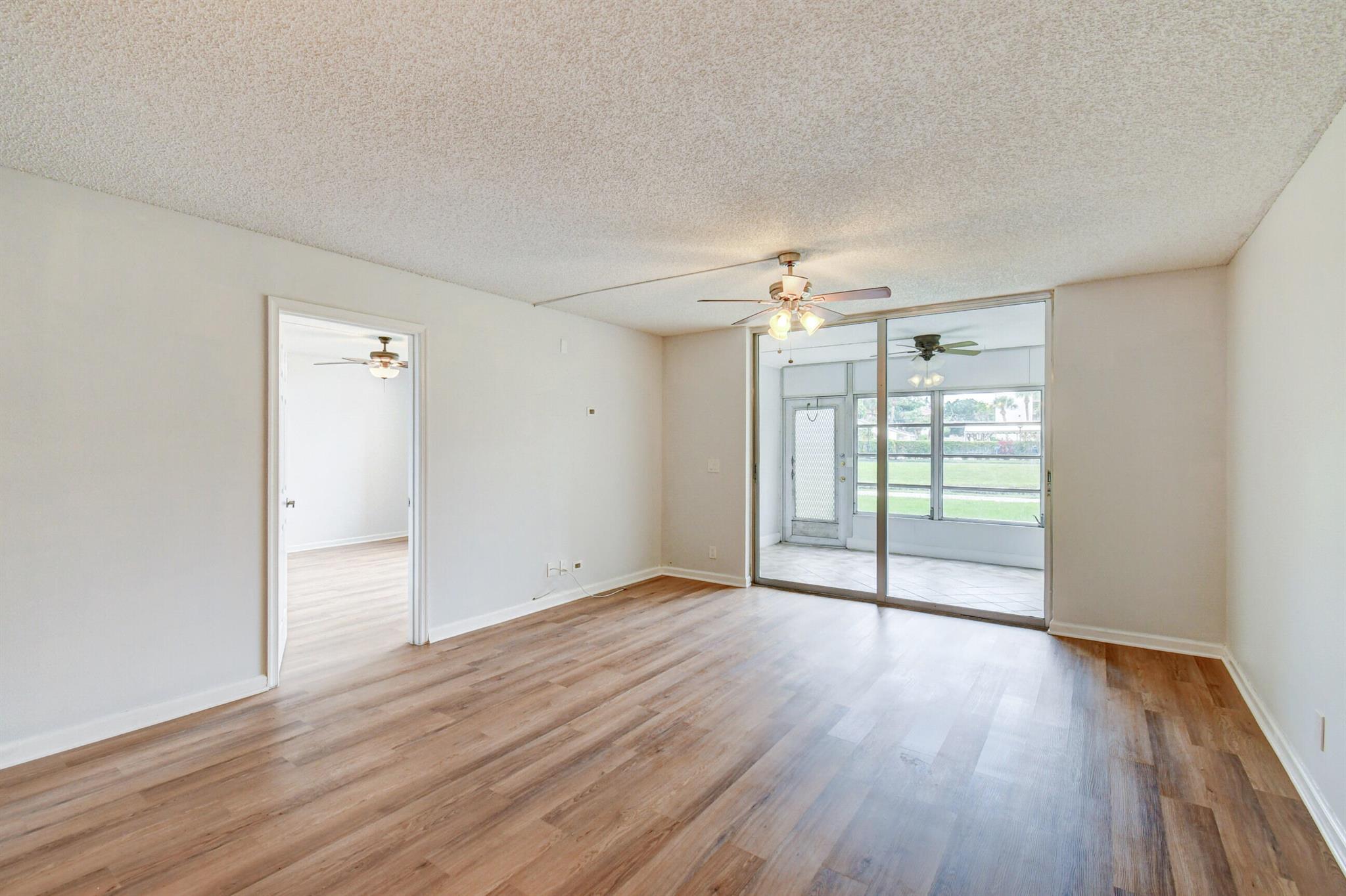 14527 Bonaire Boulevard 105