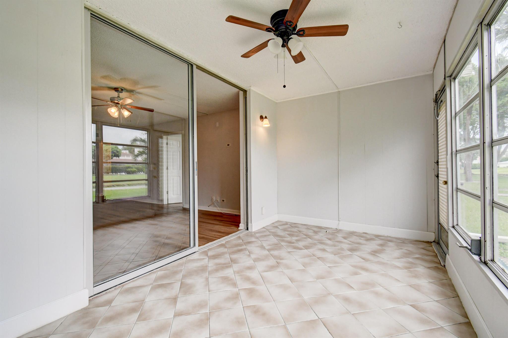 14527 Bonaire Boulevard 105