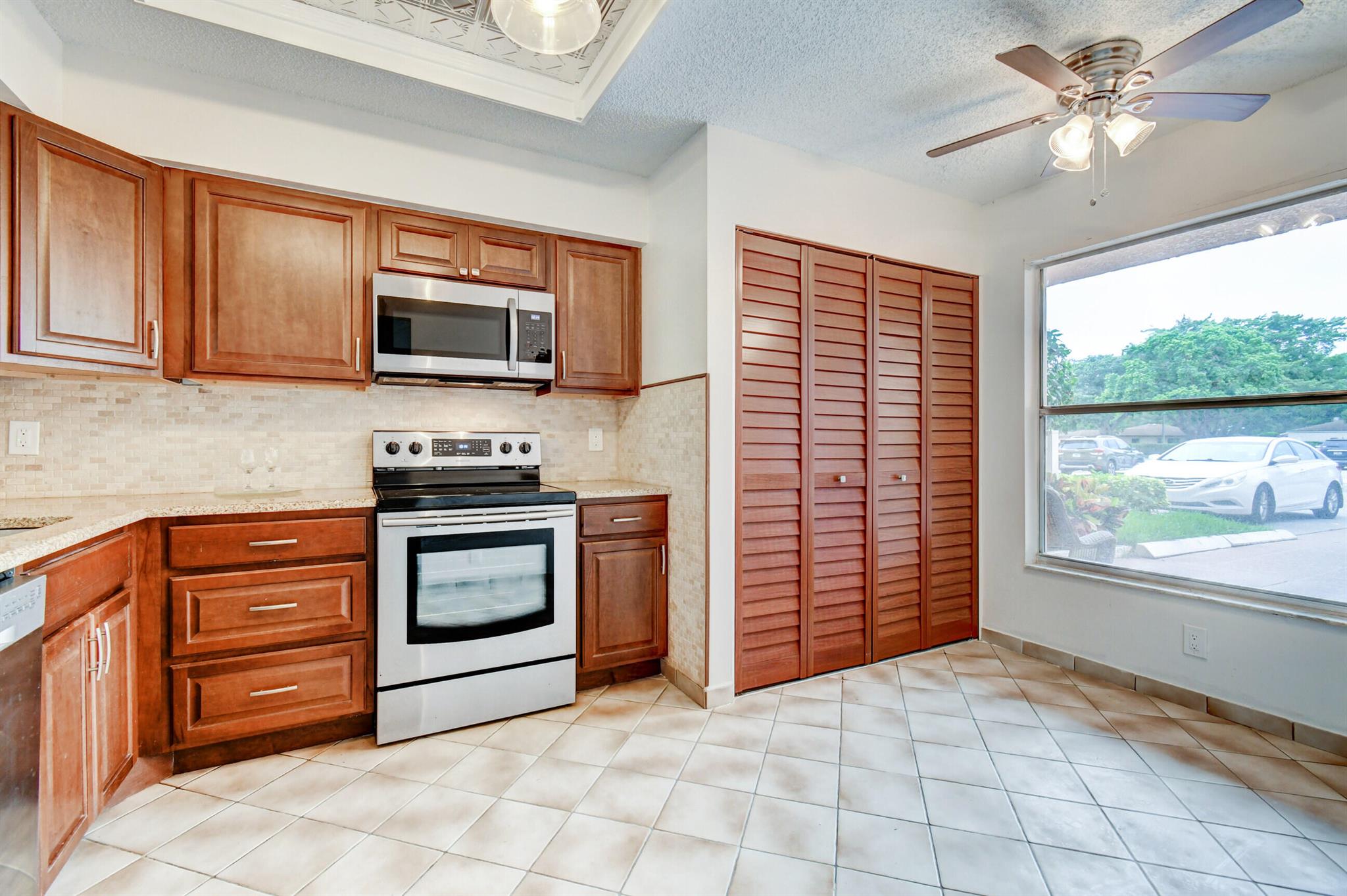 14527 Bonaire Boulevard 105