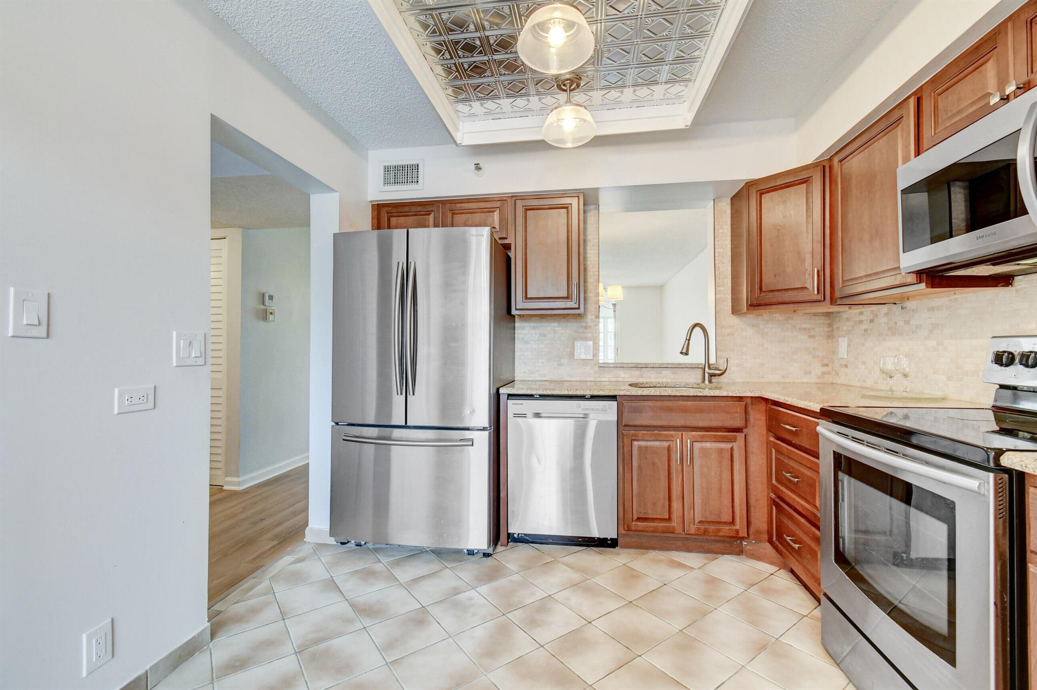 14527 Bonaire Boulevard 105