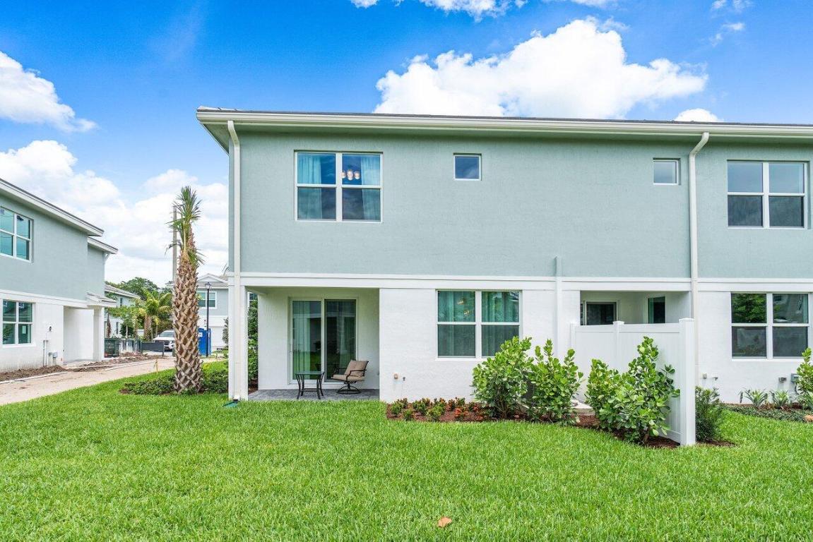 571 Parsons Way